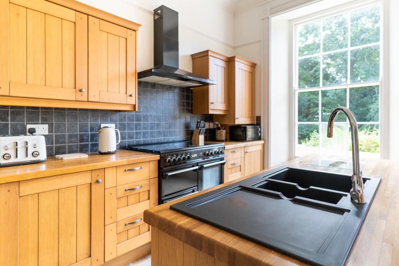Holyland House - Greenacres Estates Lamphey Dış mekan fotoğraf