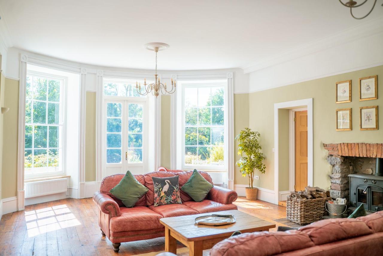 Holyland House - Greenacres Estates Lamphey Dış mekan fotoğraf