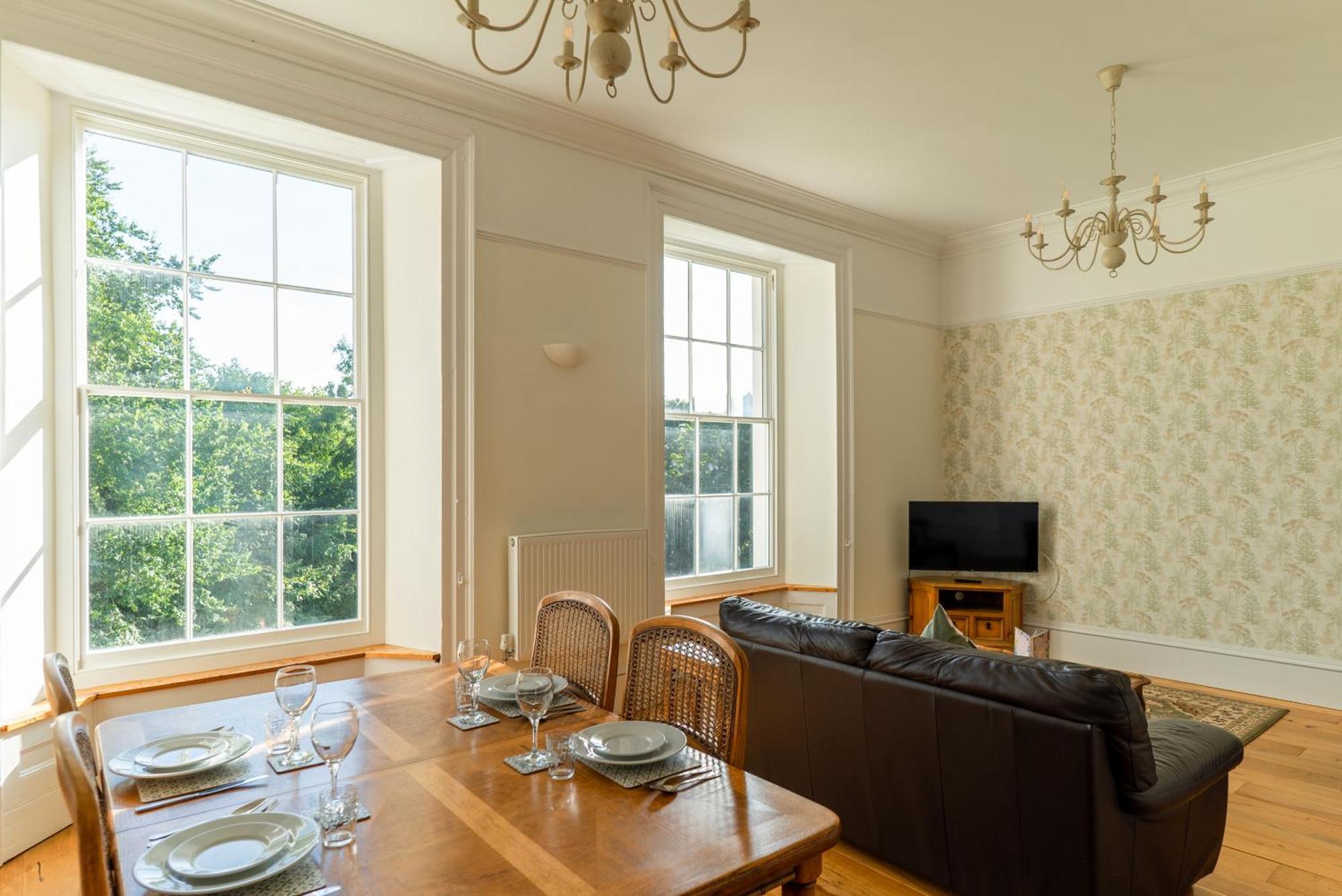 Holyland House - Greenacres Estates Lamphey Dış mekan fotoğraf
