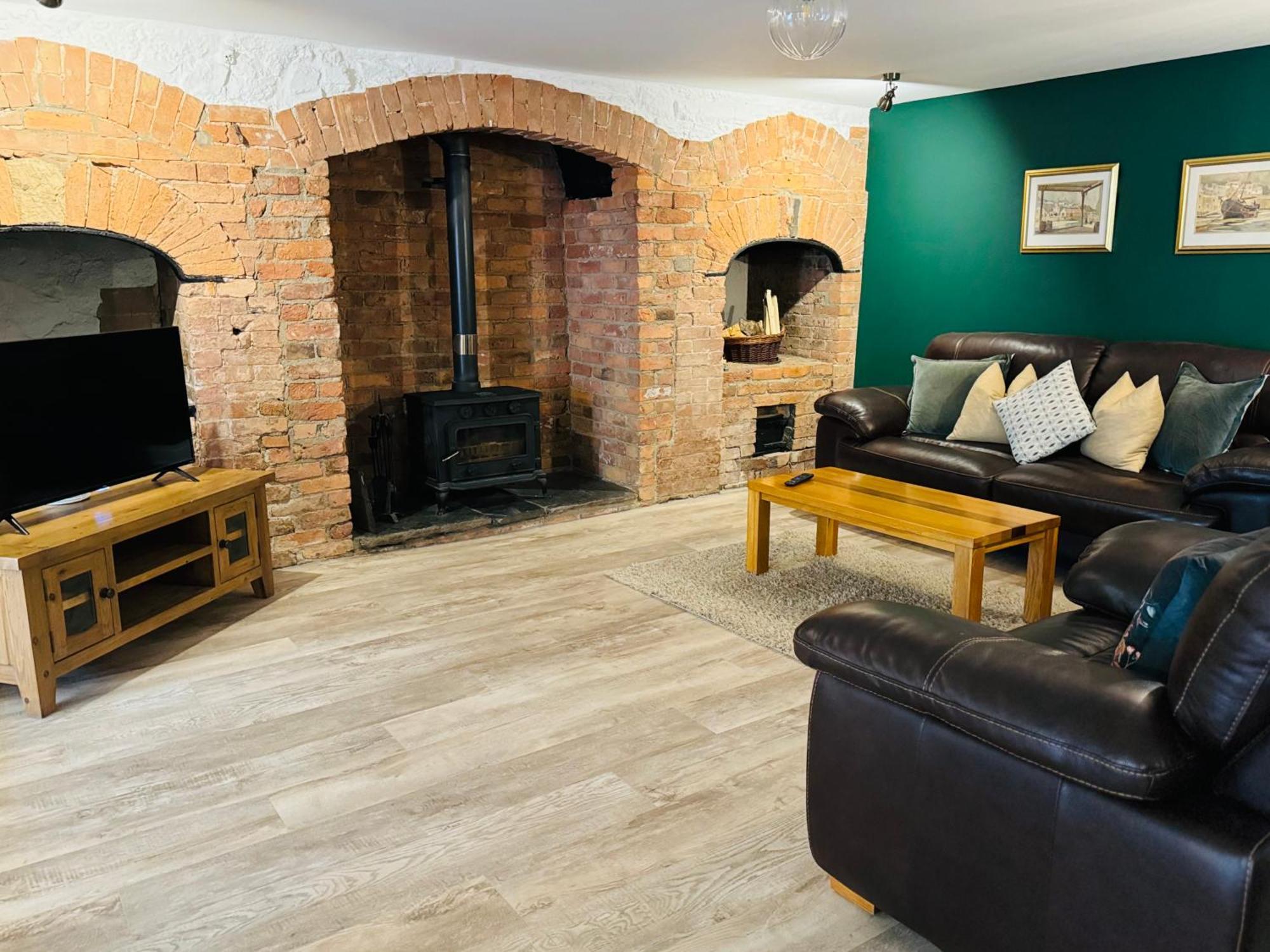 Holyland House - Greenacres Estates Lamphey Dış mekan fotoğraf